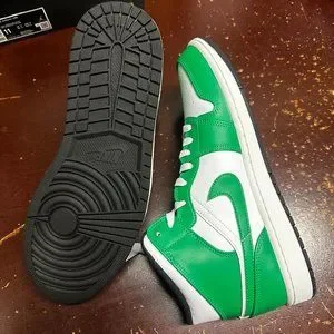 Nike | Shoes | Nike Mens White Green Air Jordan Mid Da842631  display picture 3